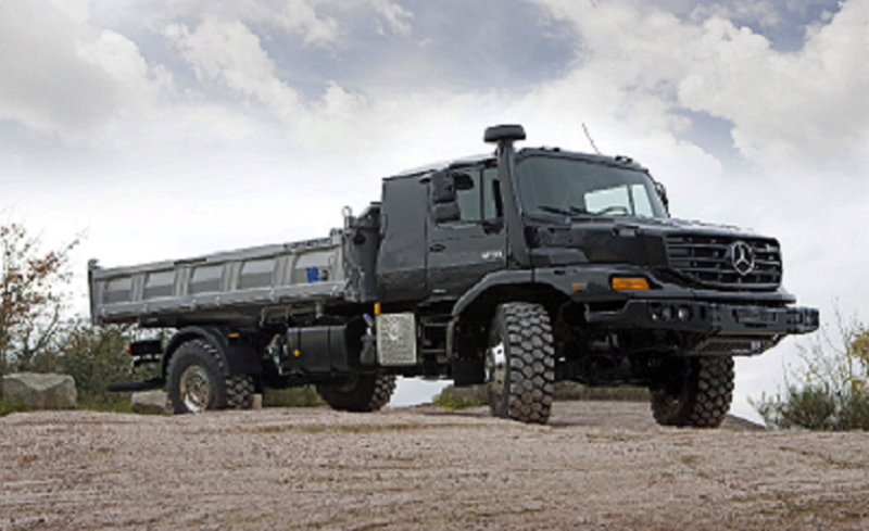 немецкий грузовик Mercedes-Benz Zetros